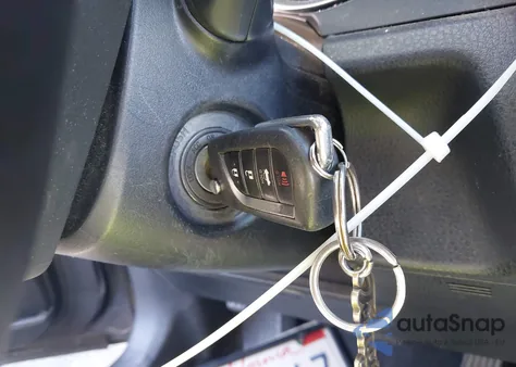 2019 Toyota Camry Se z USA, uszkodzony, nr VIN 4T1B11HKXKU782753